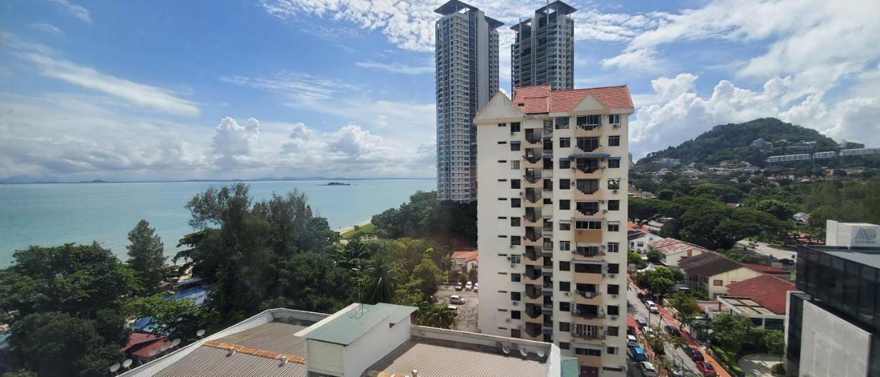 Leisure Cove And George Town