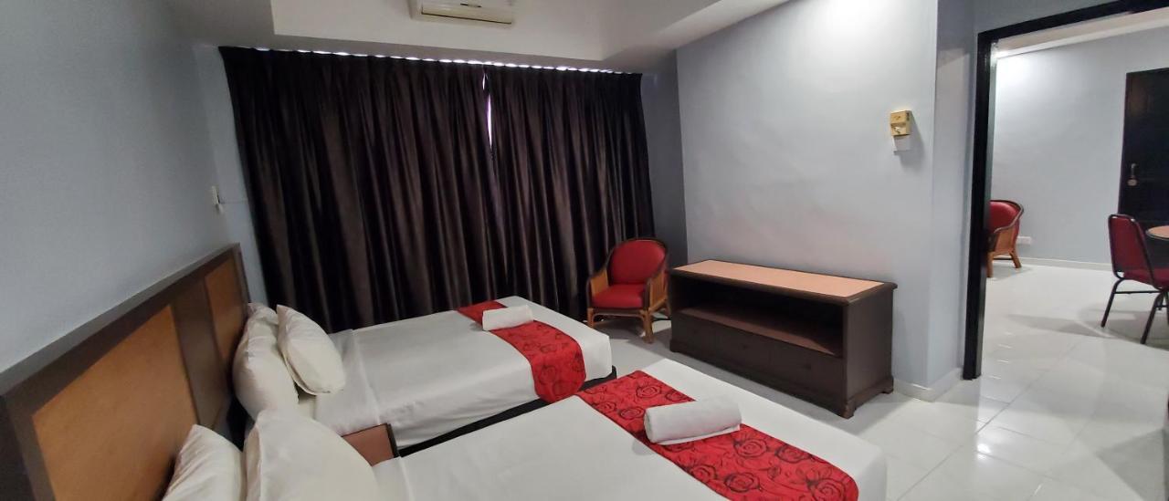Hotel Leisure Cove And George Town