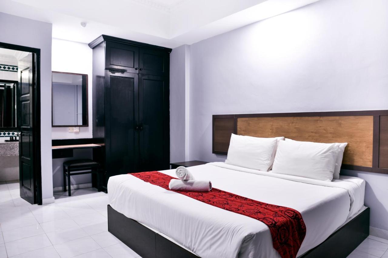 Leisure Cove And Hotel 4*