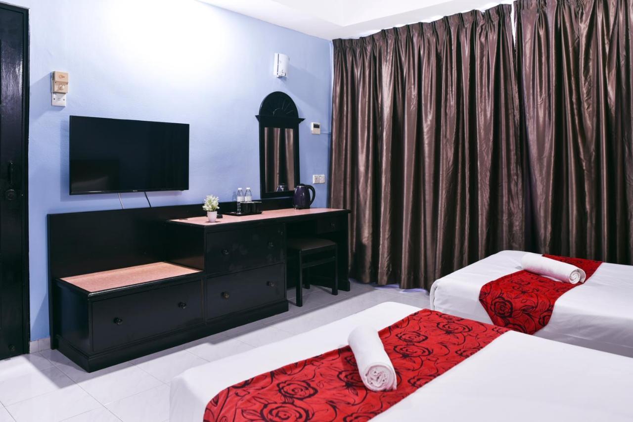 Leisure Cove And George Town